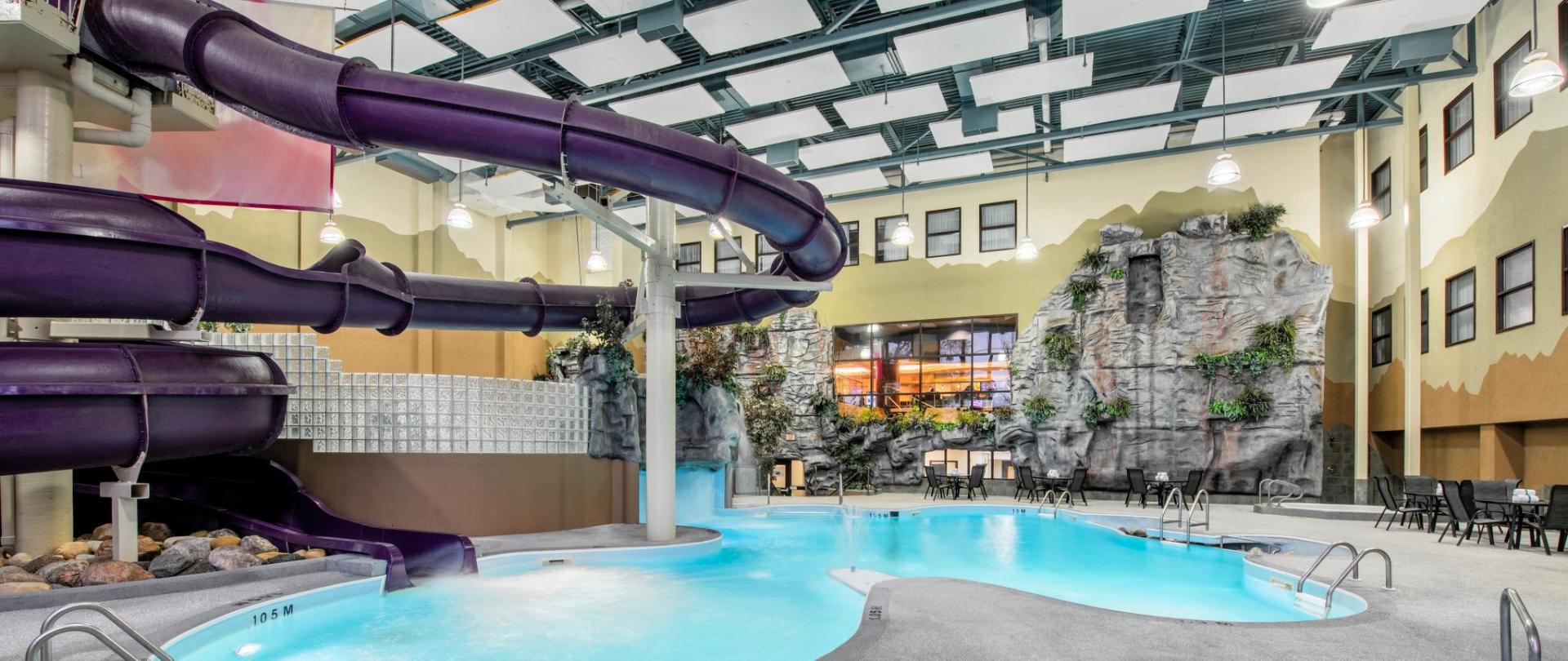 Clarion Hotel Indoor Waterpark with 2-storey Slide